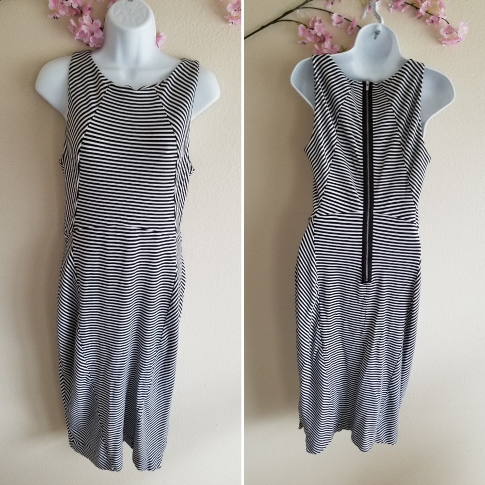 Bananna Republic striped Dress blsck & white 10 - Picture 6 of 8